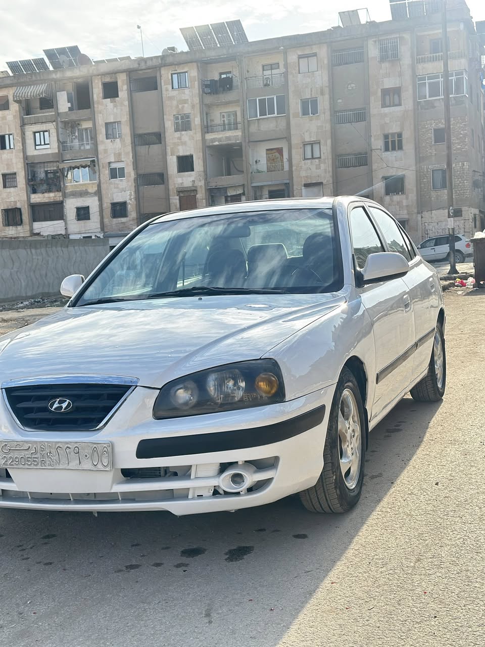 هيونداي إلنترا 2004 - صورة 2