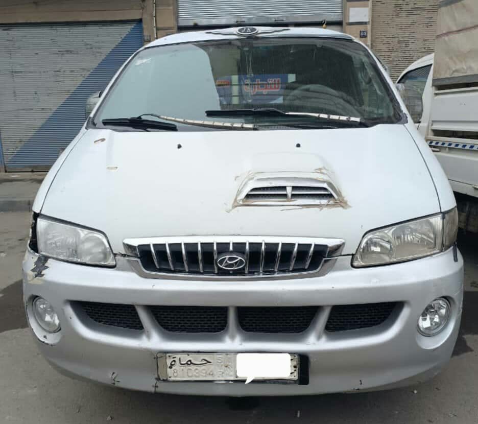 هيونداي ستاركس 1998