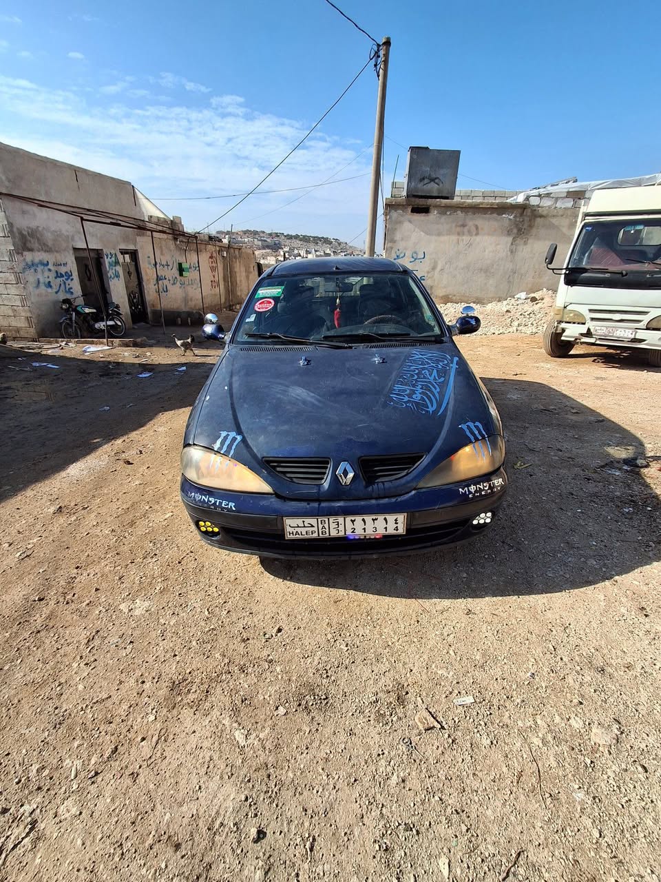 رينو ميغان 2002 - صورة 2