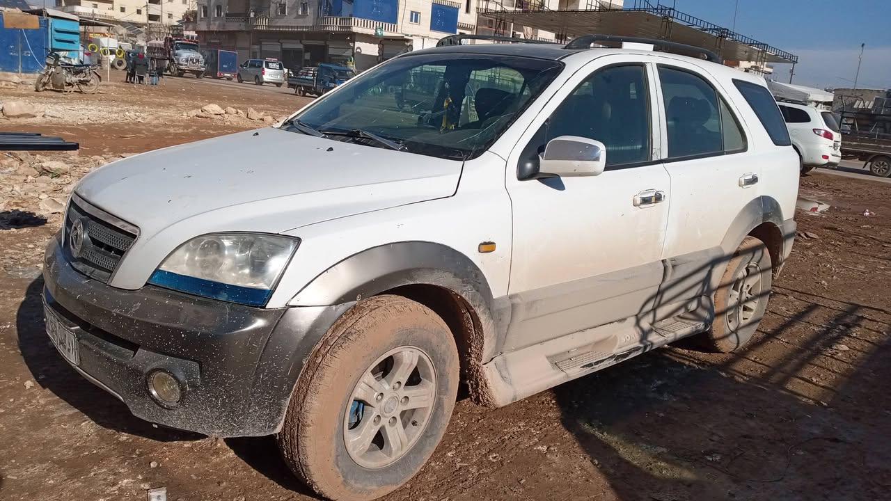 كيا سورينتو 2004 - صورة 2