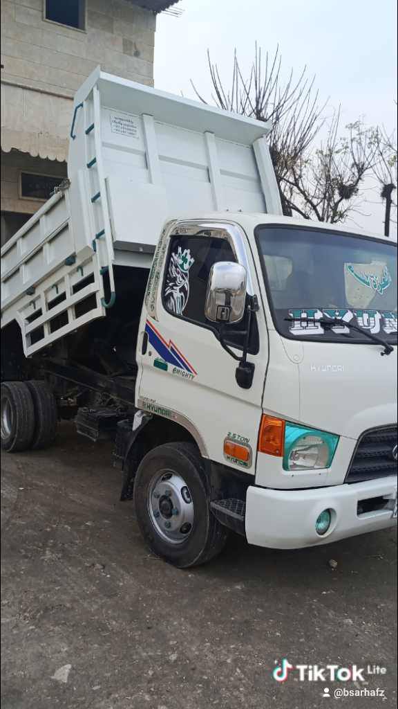 هيونداي MIGHTY 2011 - صورة 1