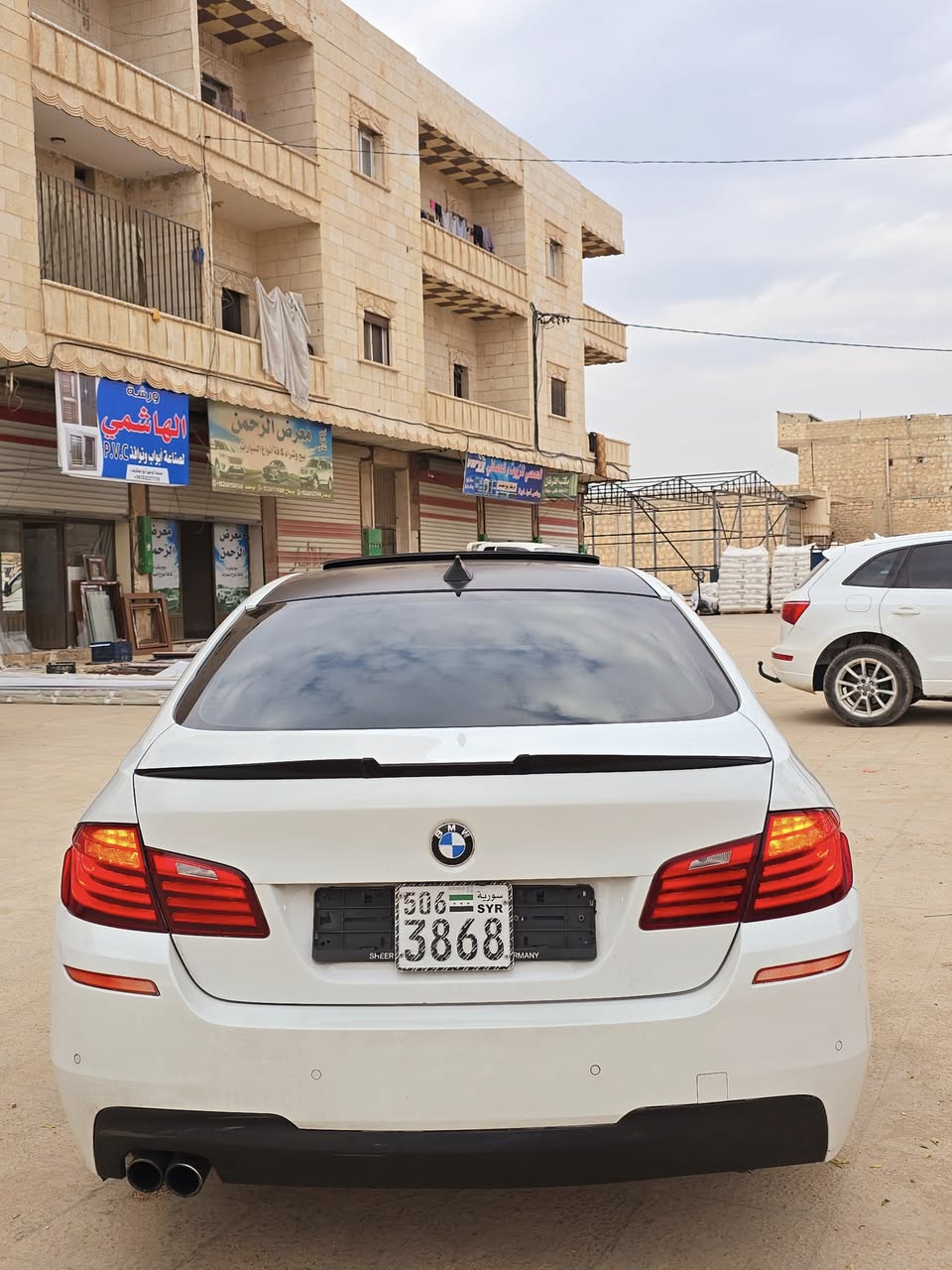 بي ام دبليو ٥٢٠ 2014 - صورة 4