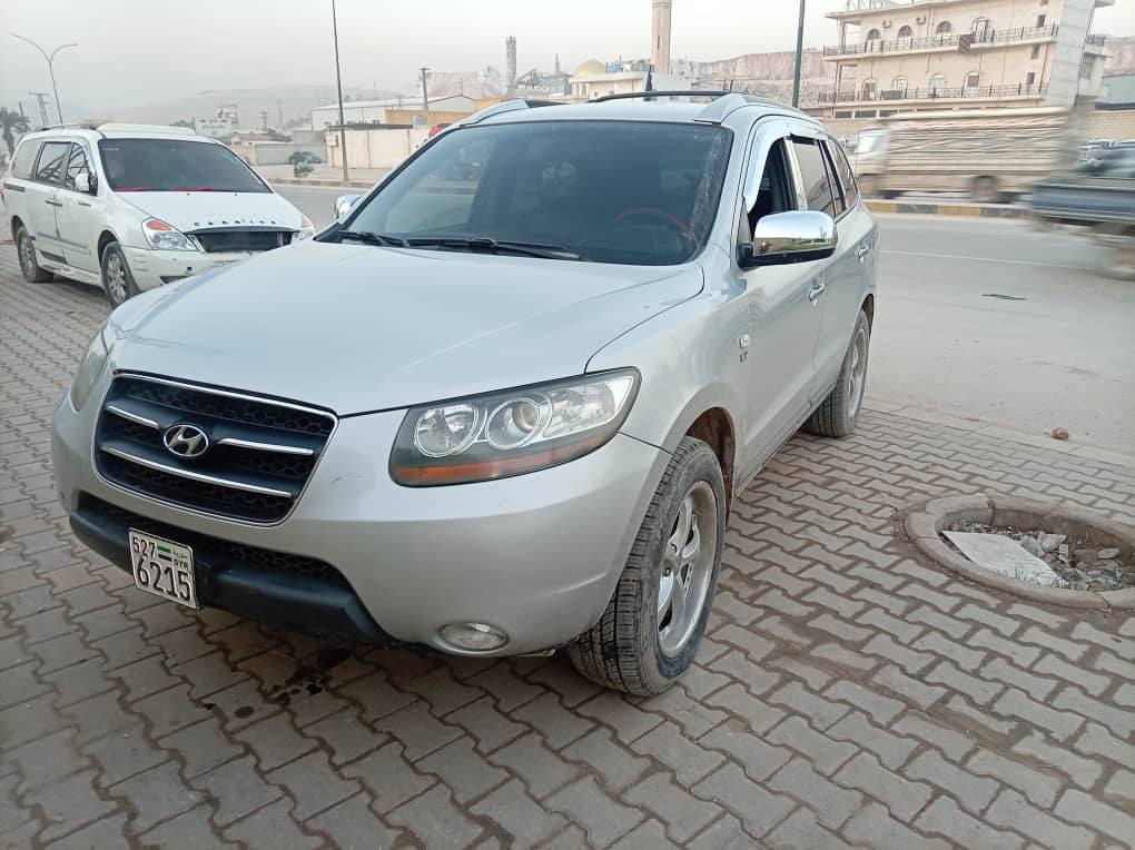 هيونداي سانتافي 2007 - صورة 1