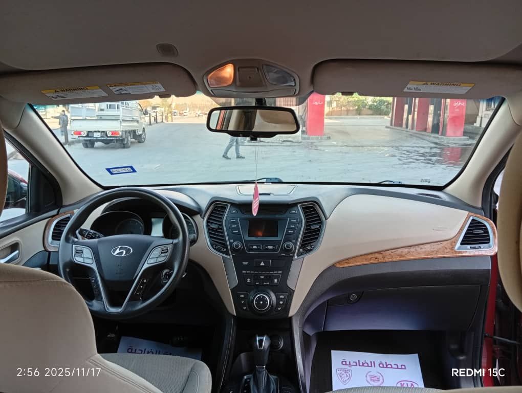Hyundai سانتافي 2015 - صورة 3