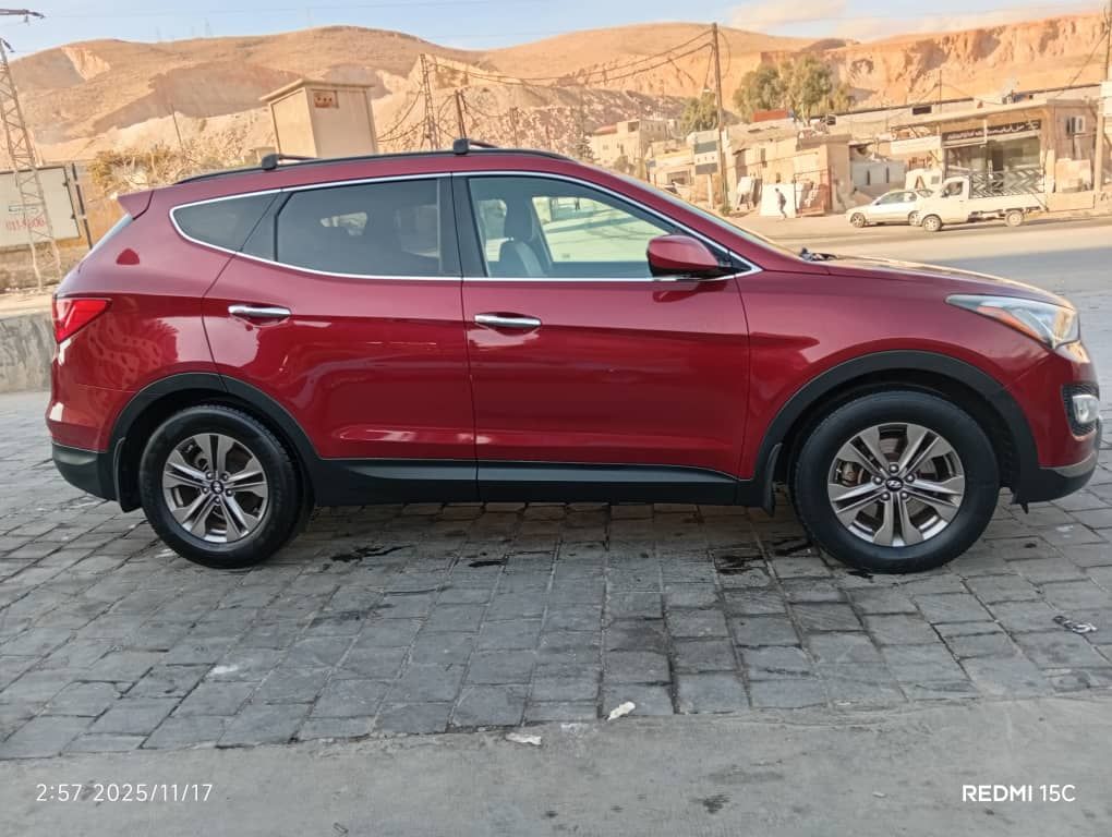 Hyundai سانتافي 2015 - صورة 5