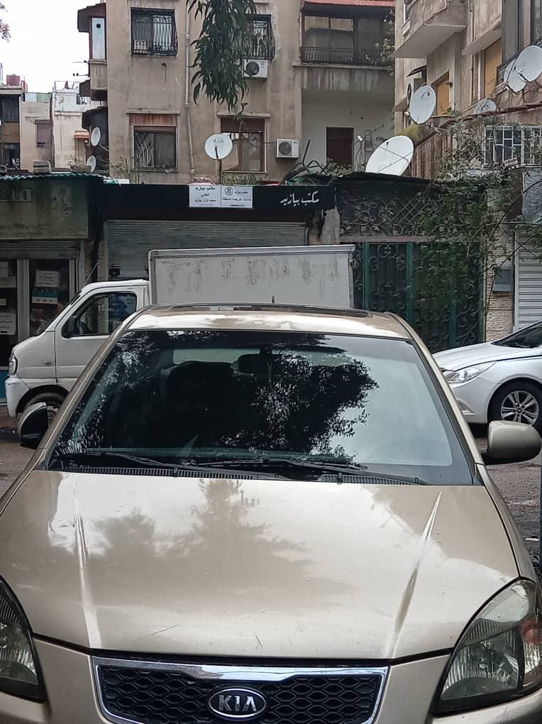 كيا ريو 2010 - صورة 1