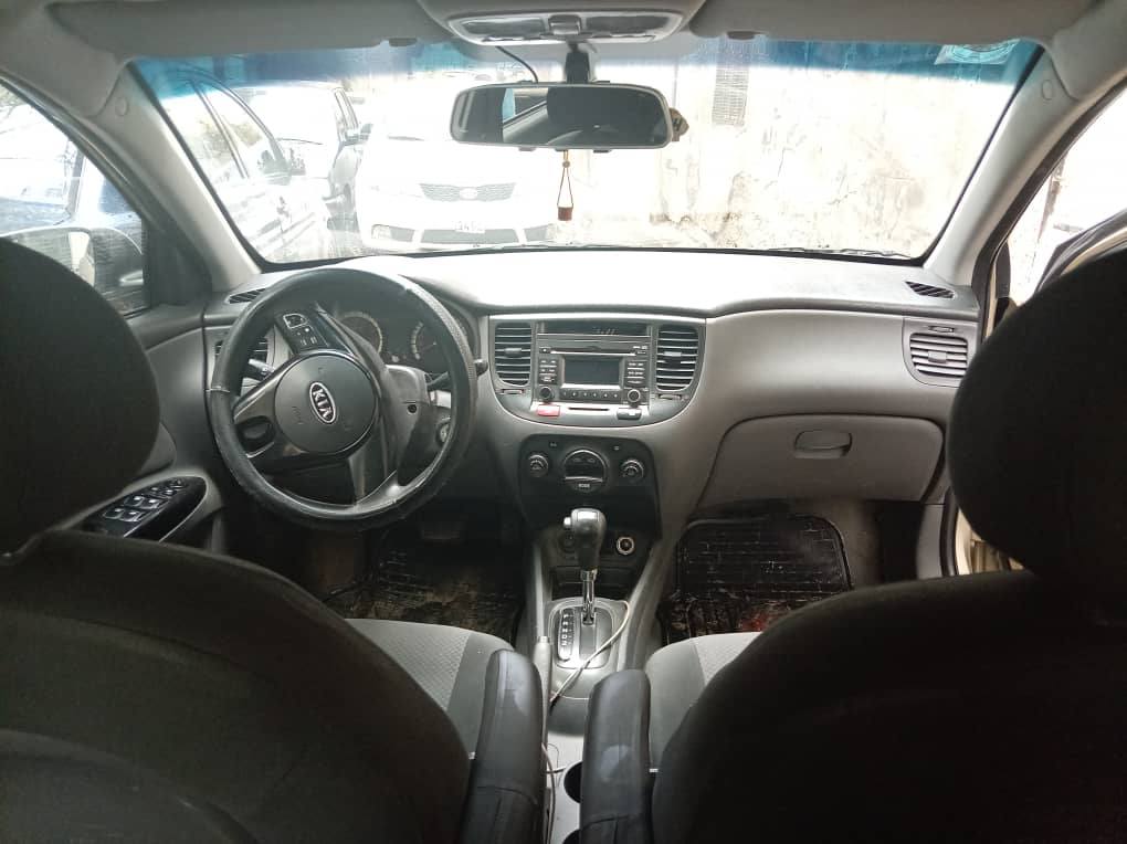 كيا ريو 2010 - صورة 2