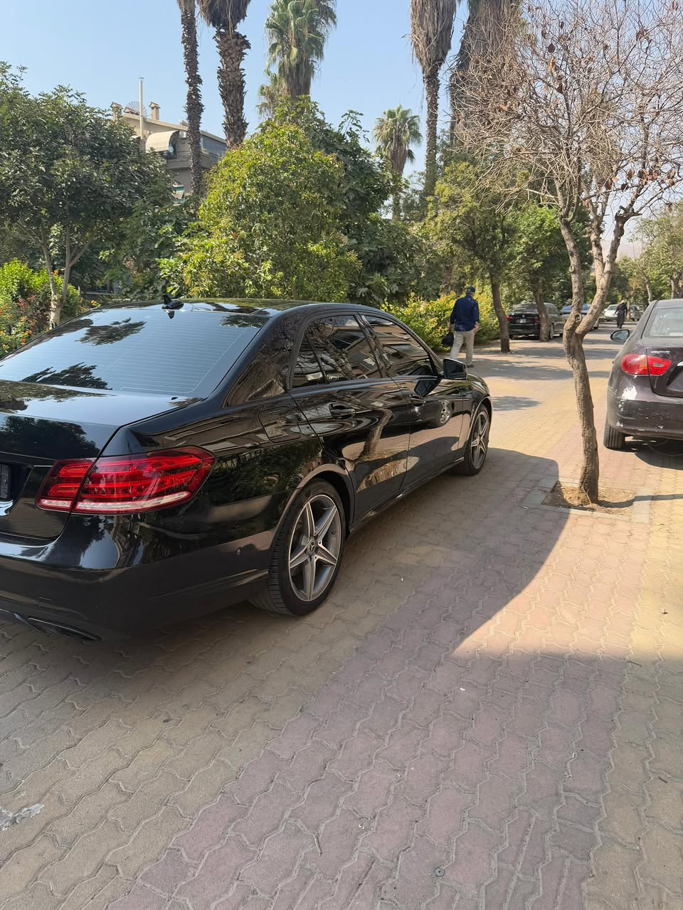 مرسيدس E300 2014 - صورة 3