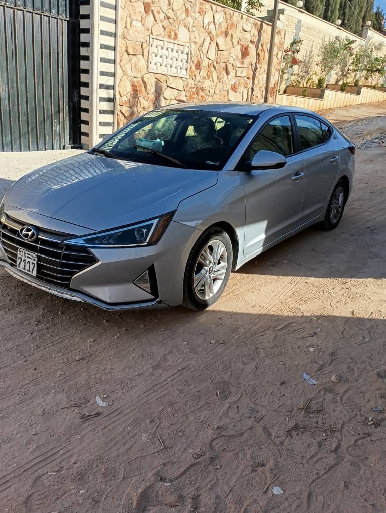 Hyundai Elantra 2019 - صورة 5