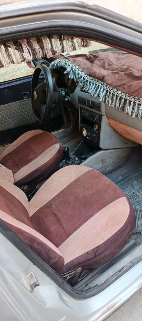 فوكس سافيرو 2002 - صورة 4