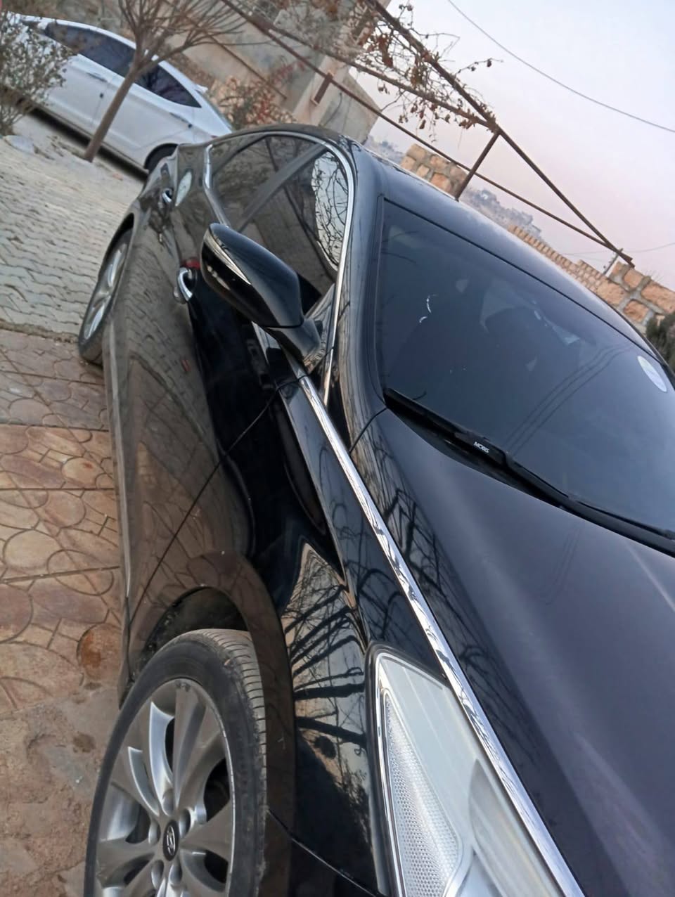 هيونداي ازيرا 2012 - صورة 4