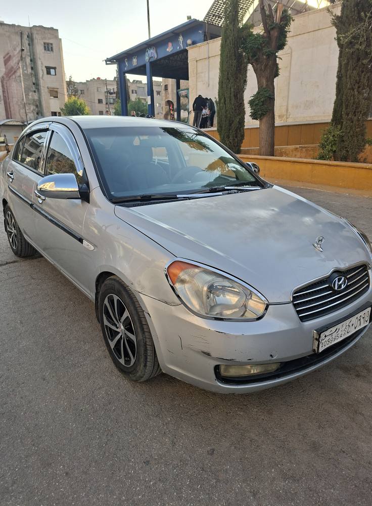 هيونداي فيرنا 2009 - صورة 2