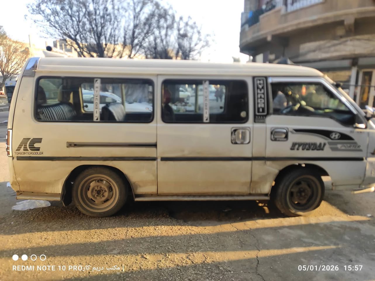 هونداي سرفيس 1999 - صورة 3