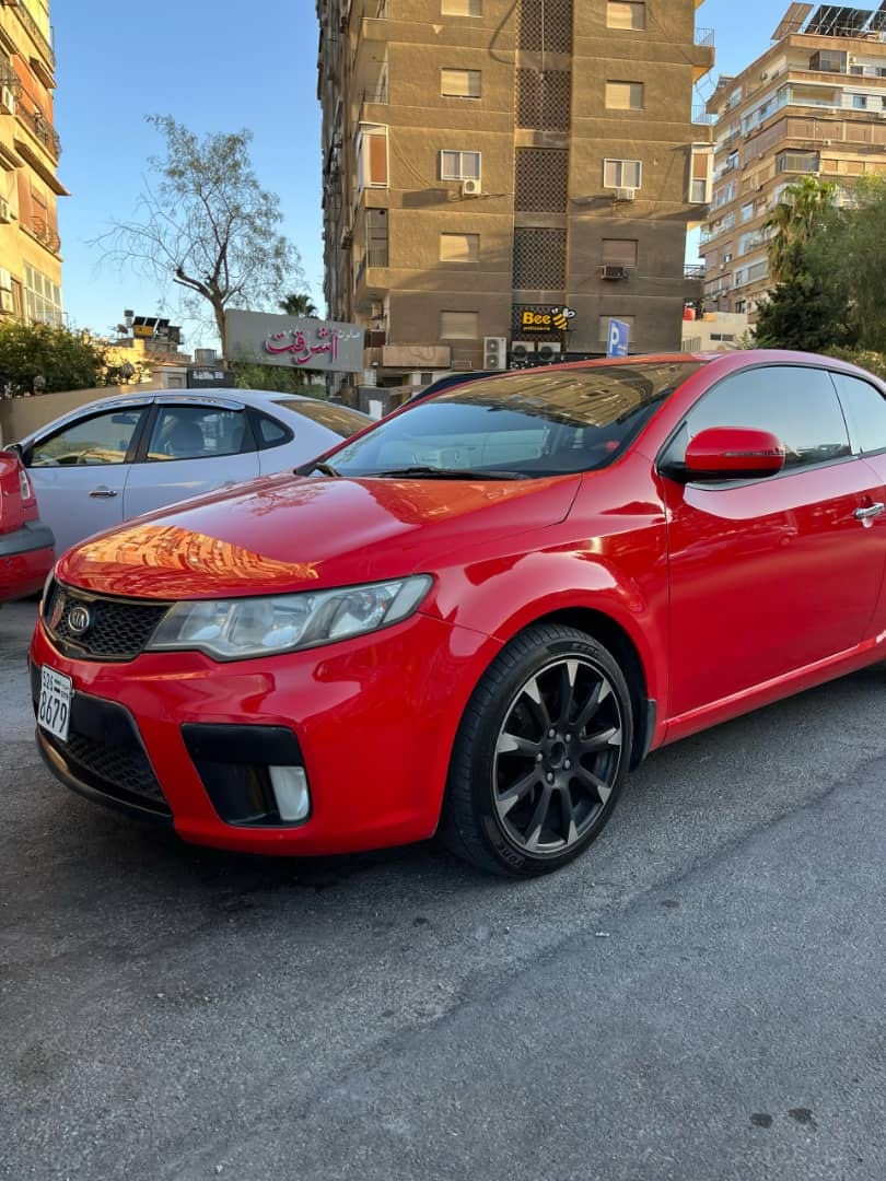 كيا فورتي كوبيه 2012 - صورة 1