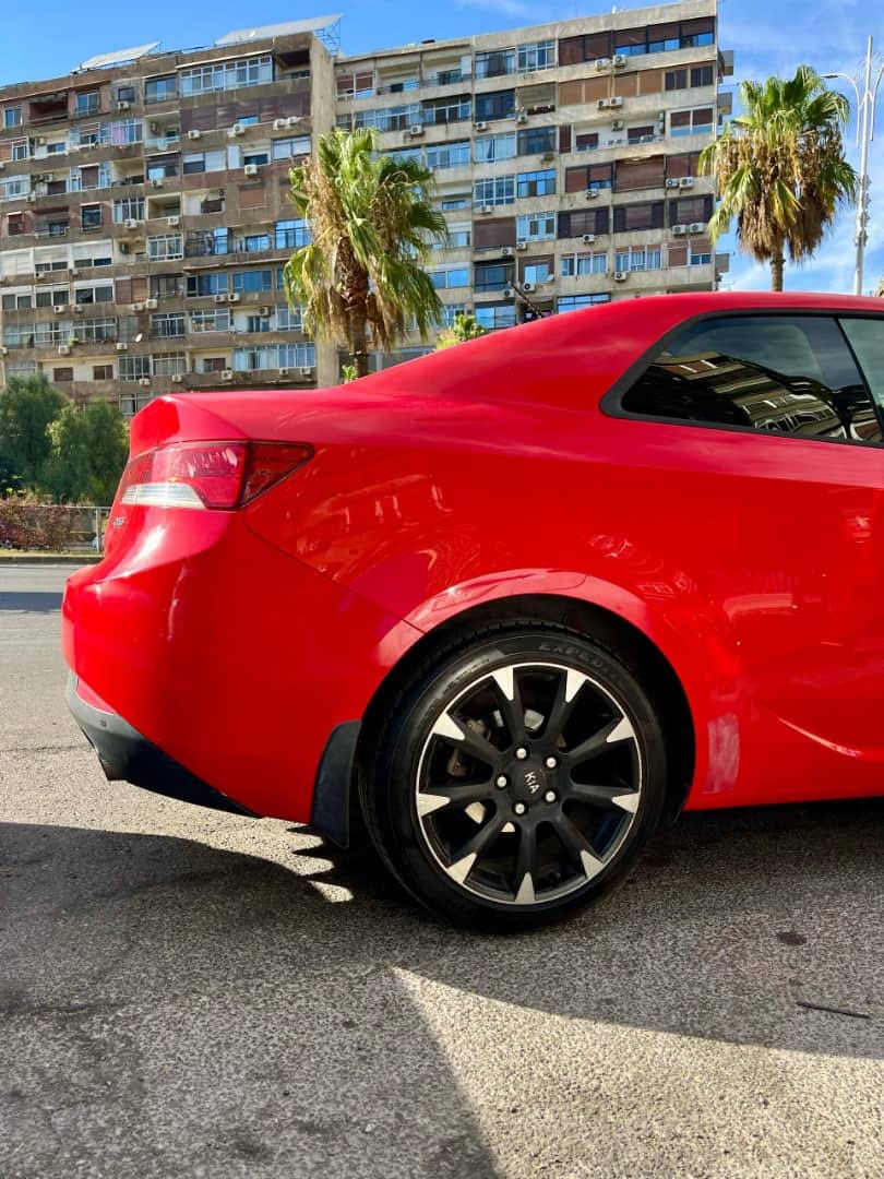 كيا فورتي كوبيه 2012 - صورة 3