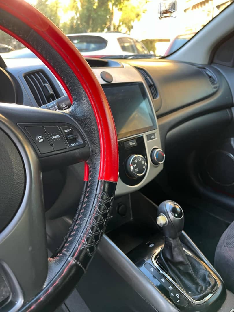 كيا فورتي كوبيه 2012 - صورة 5