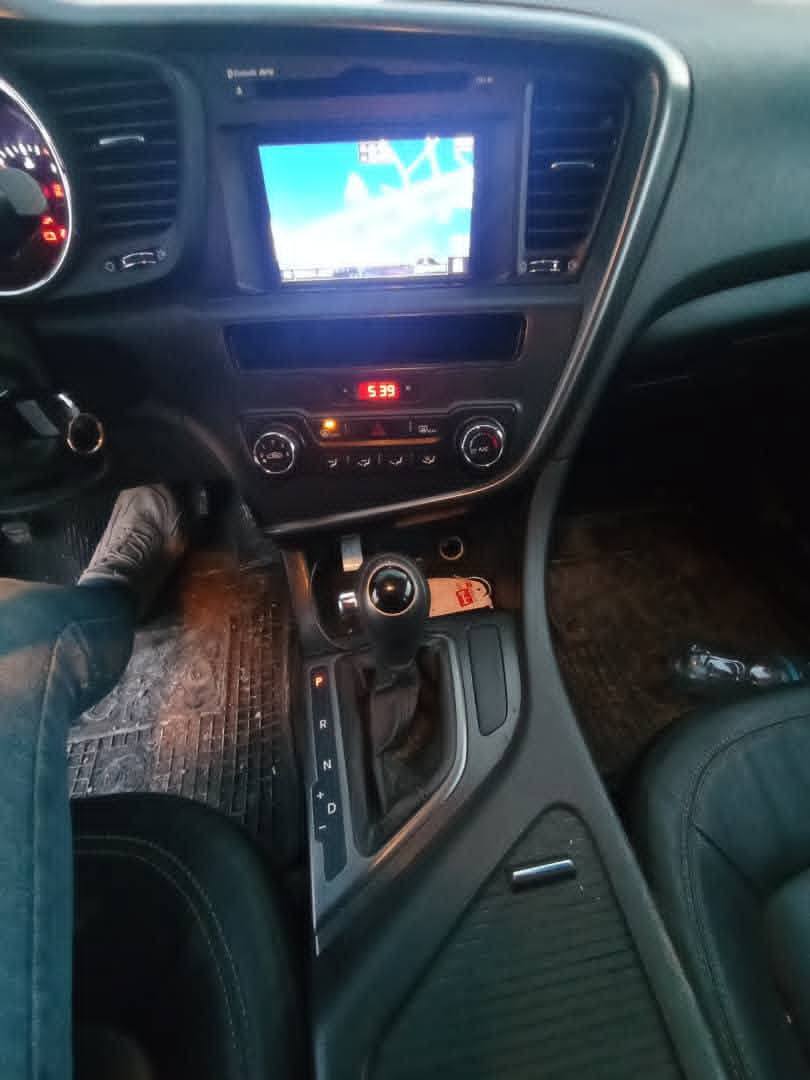 كيا اوبتيما 2012 - صورة 2