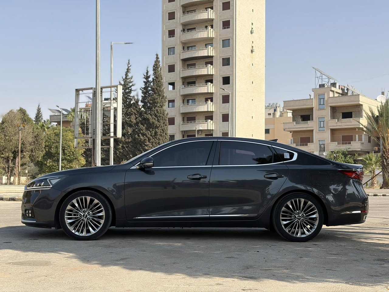 كيا K7 رويال 2017 - صورة 4