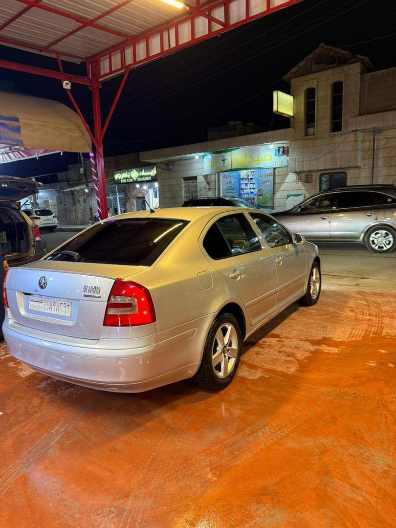 سكودا اوكتافيا 2007 - صورة 1