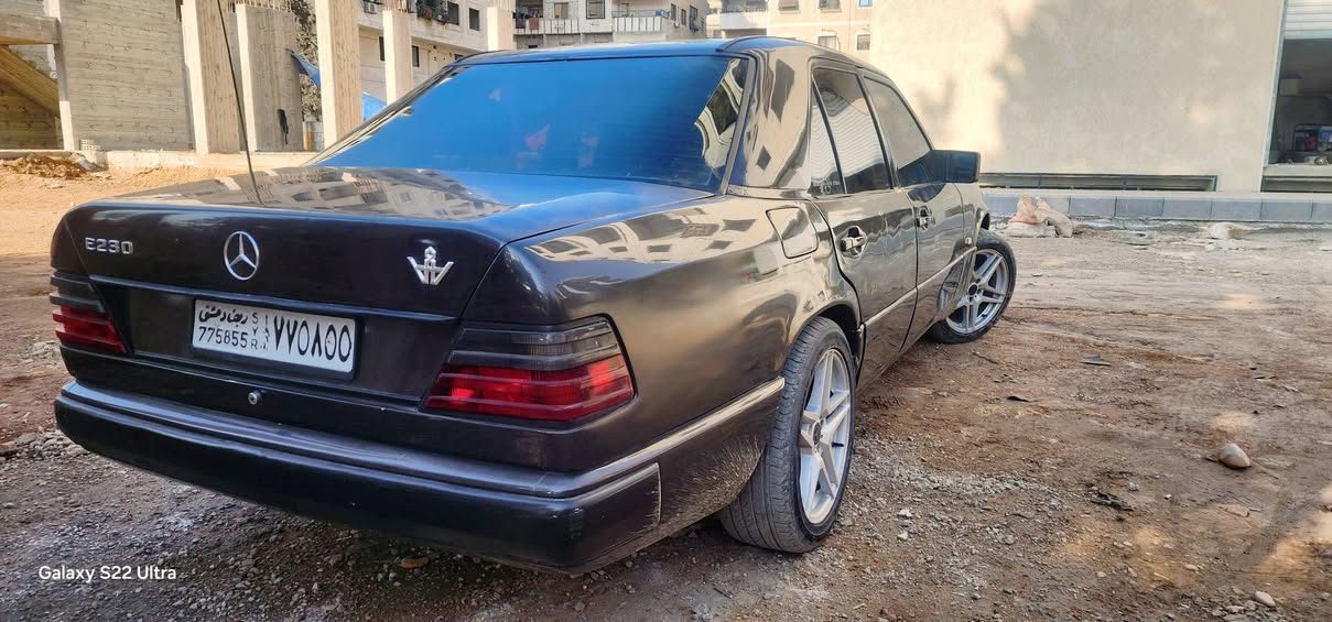 مرسيدس E230 1987 - صورة 4
