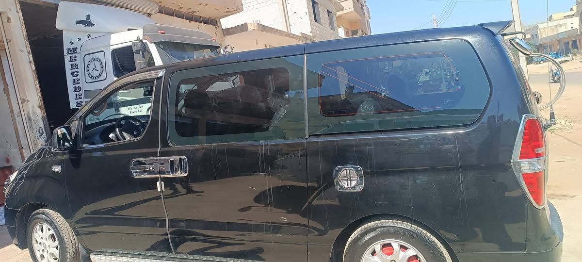 هيونداي ستاركس 2014 - صورة 3