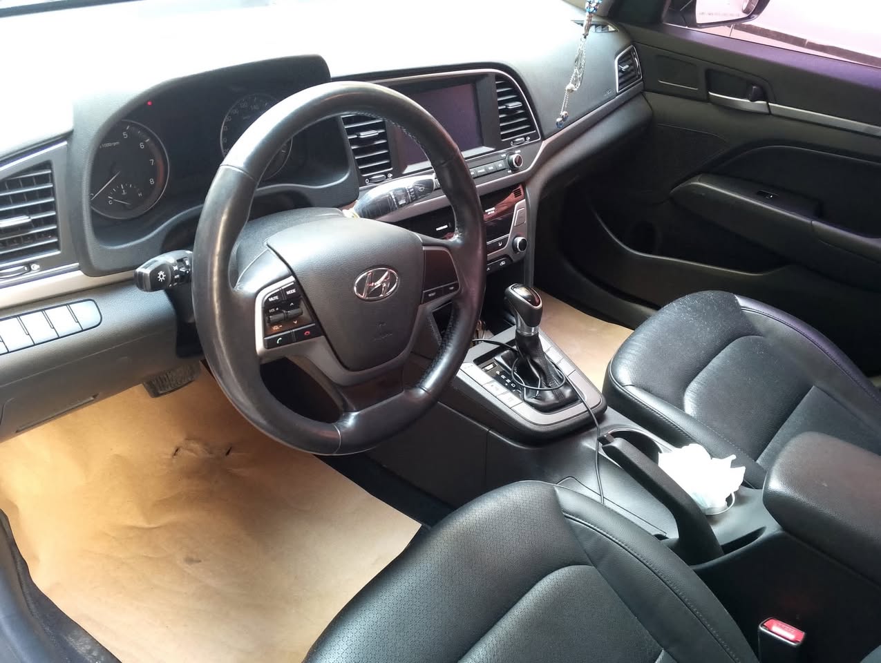 هيونداي افانتي 2016 - صورة 3