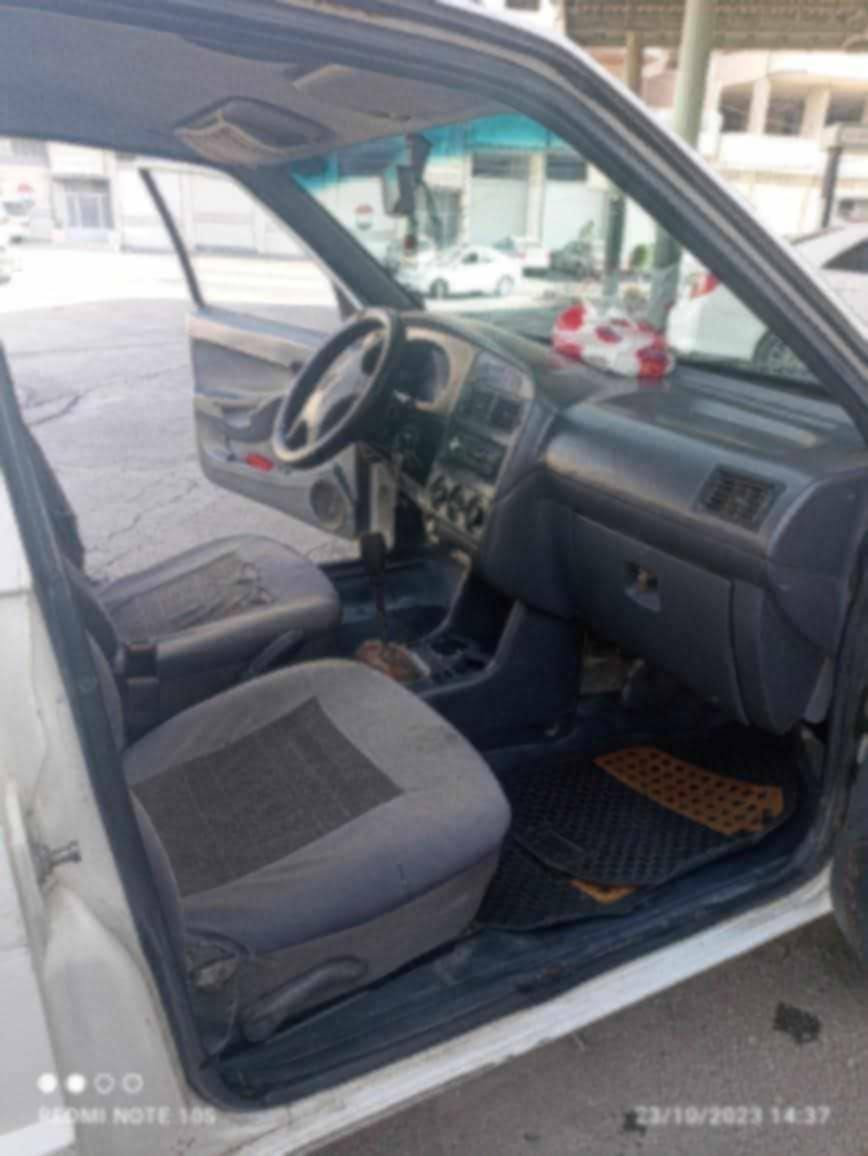 يوجين مكب أب و تكسي 2005 - صورة 1