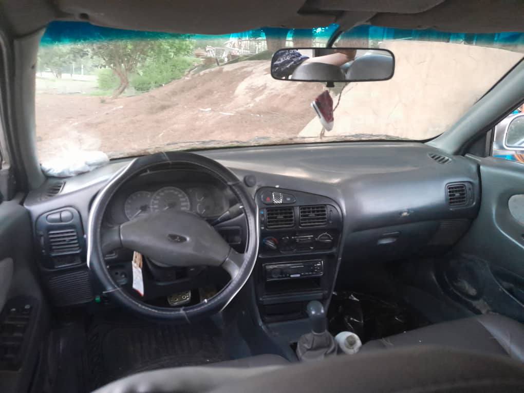 ميتسوبيشي لانسر 1993 - صورة 3