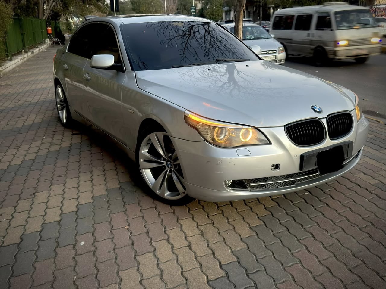 بي ام 525 2008 - صورة 1