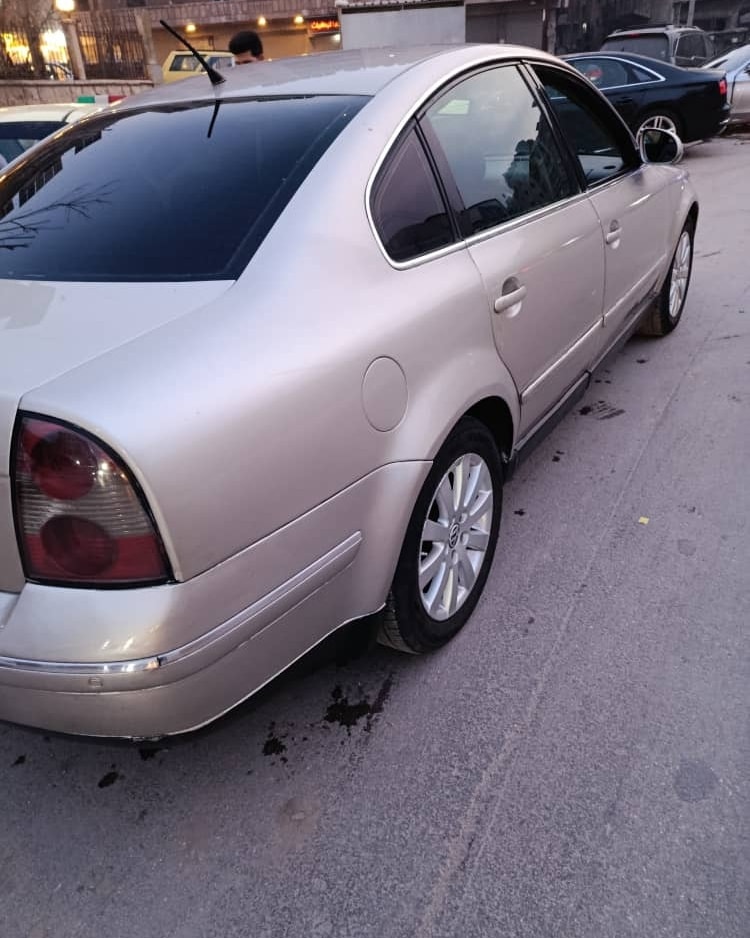 فولكسفاغن باسات 2005 - صورة 2