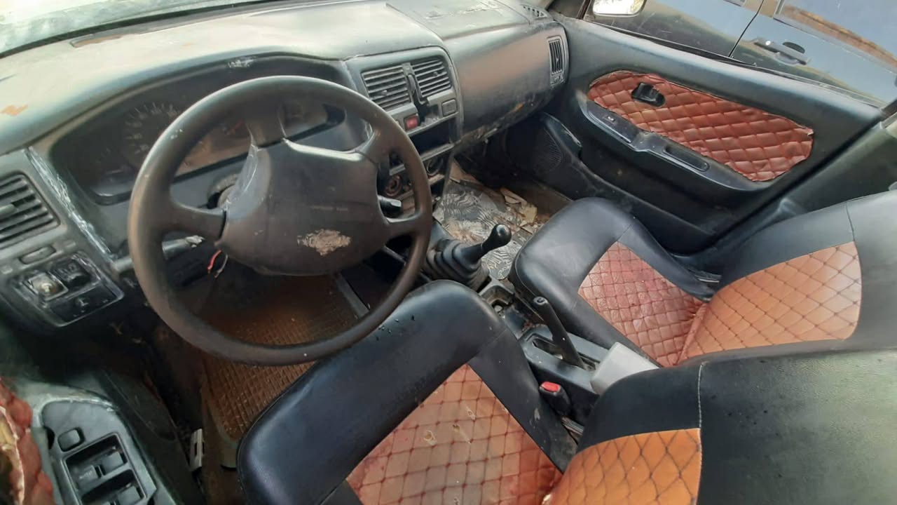 نيسان الميرا 1999 - صورة 4