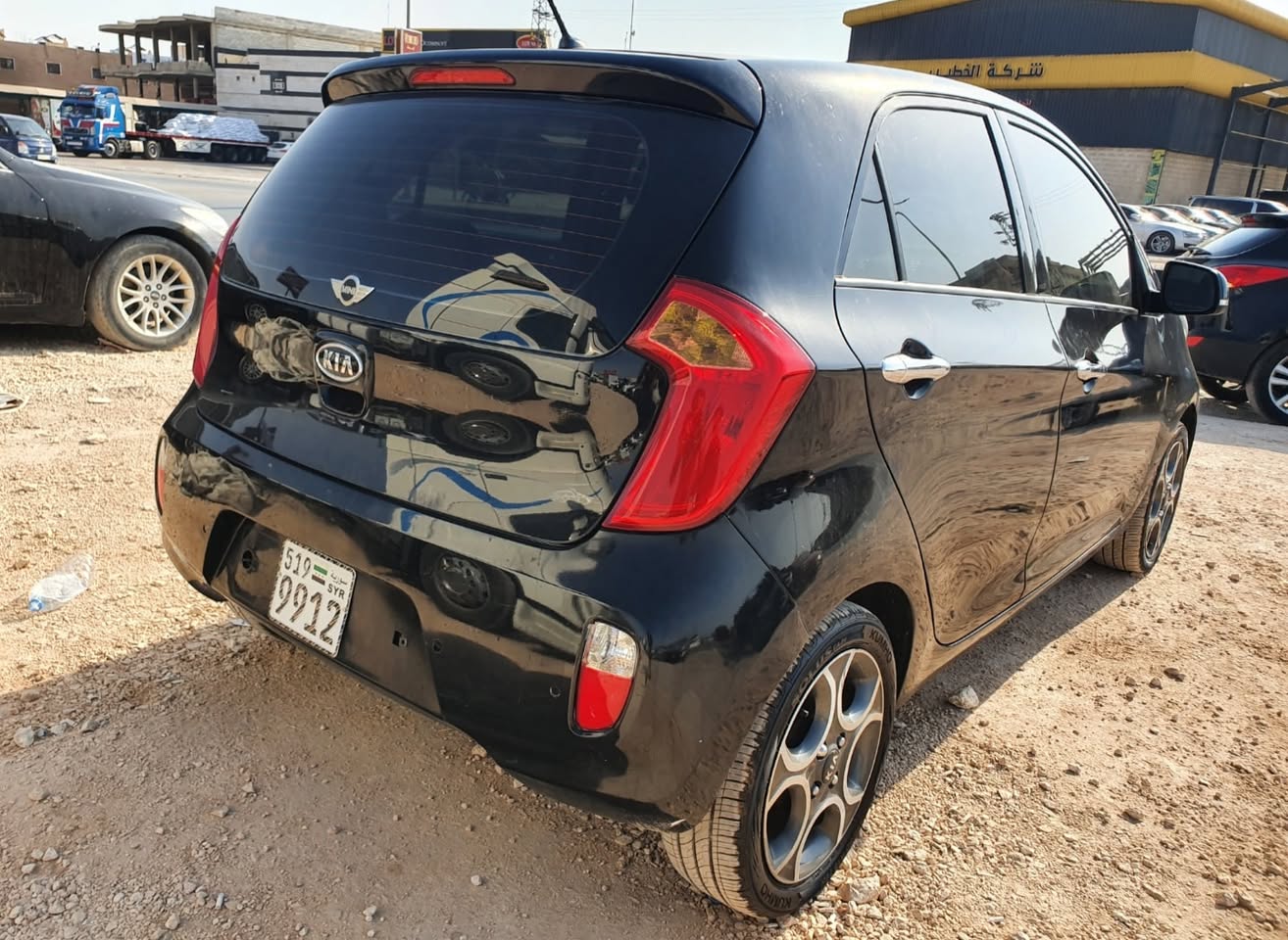 كيا مورنك 2011 - صورة 2