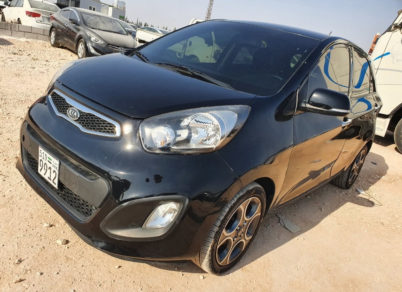 كيا مورنك 2011 - صورة 3