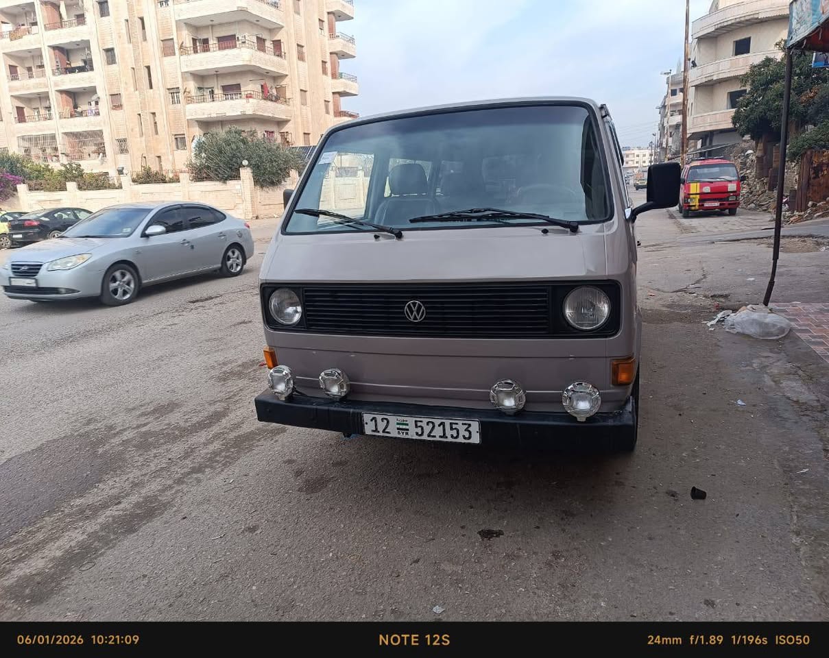 فوكس فاكن ركاب 1982 - صورة 3