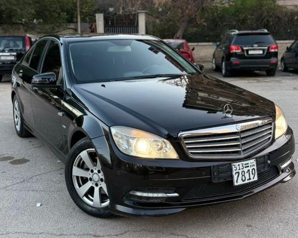 مرسيدس C 200 2011