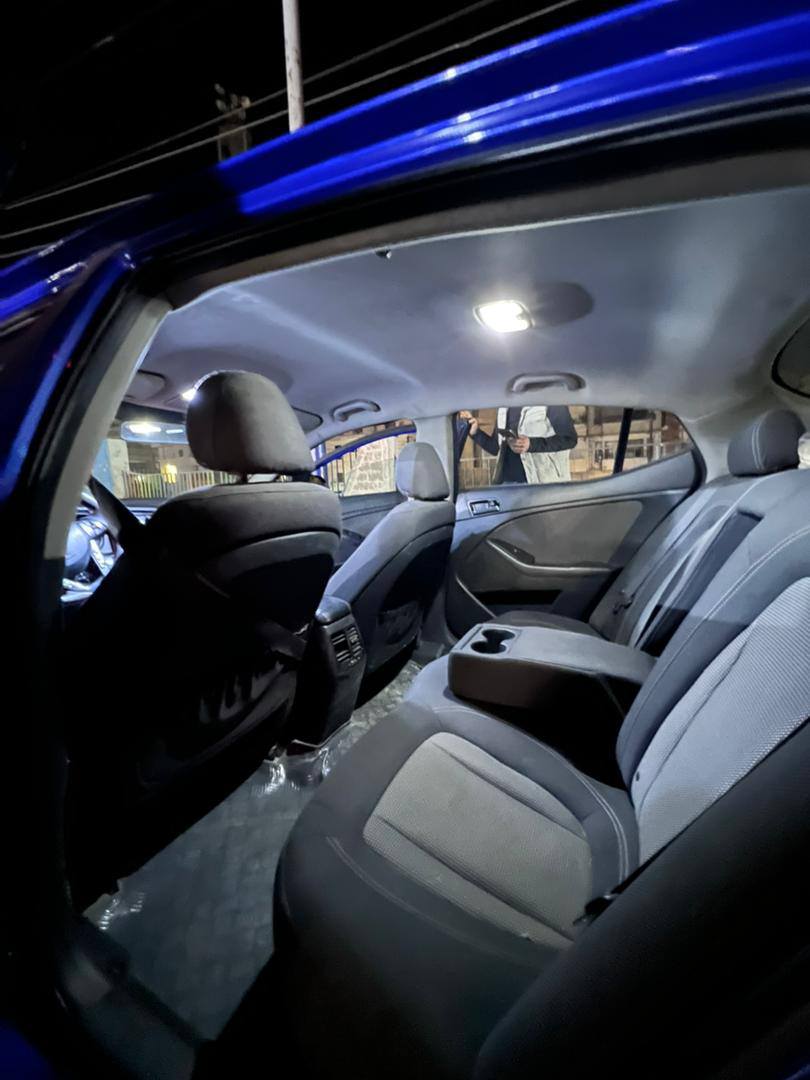 كيا اوبتيما 2012 - صورة 1