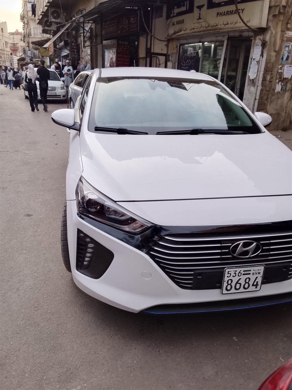 هيونداي ايونيك 2017 - صورة 3