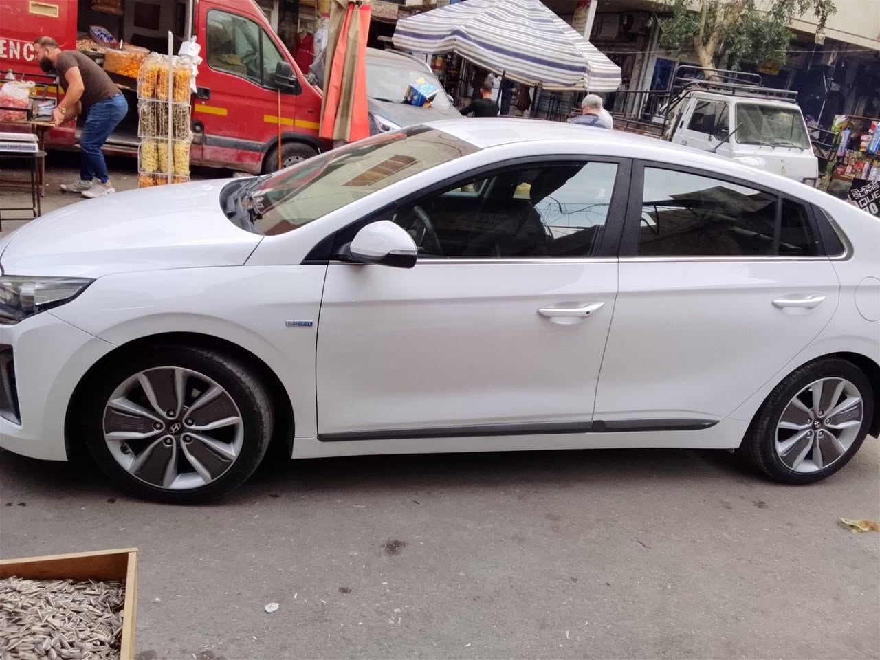 هيونداي ايونيك 2017 - صورة 4