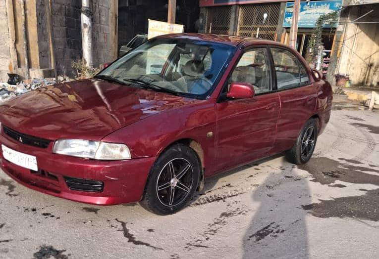 ميتسوبيشي لانسر 1998 - صورة 3