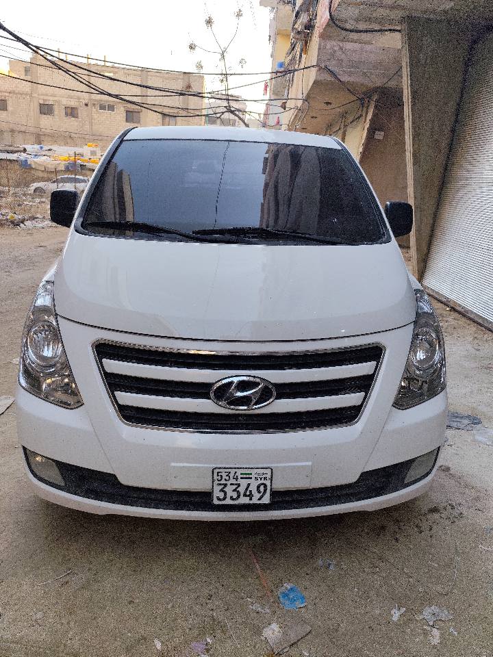 هيونداي فان H1 جراند ستاريكس 2017 - صورة 1