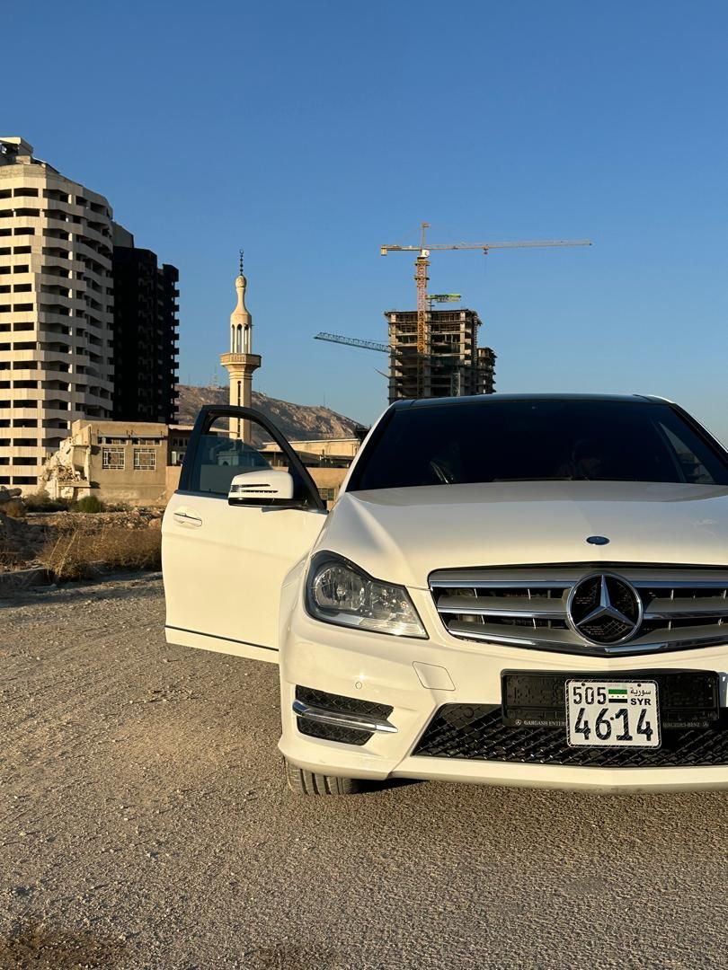 مرسيدس C200 2013 - صورة 5