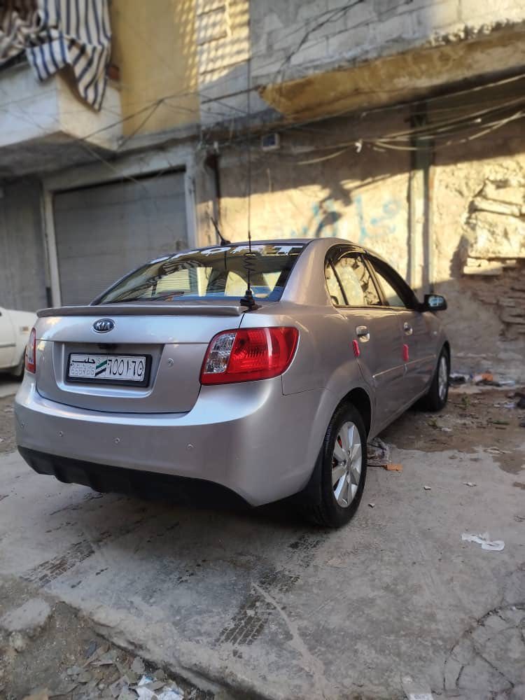 كيا ريو 2010 - صورة 3