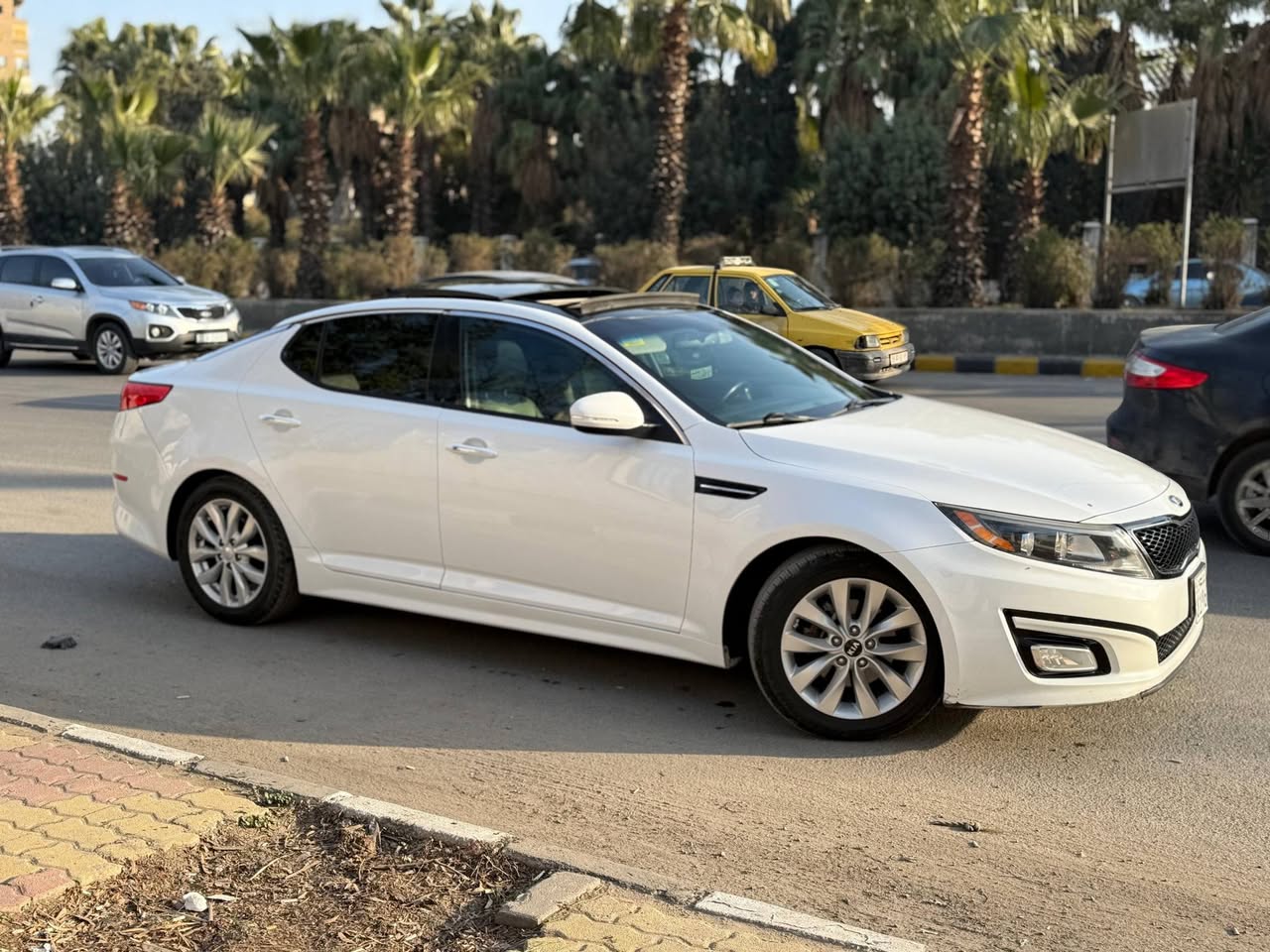 كيا اوبتيما 2015 - صورة 3