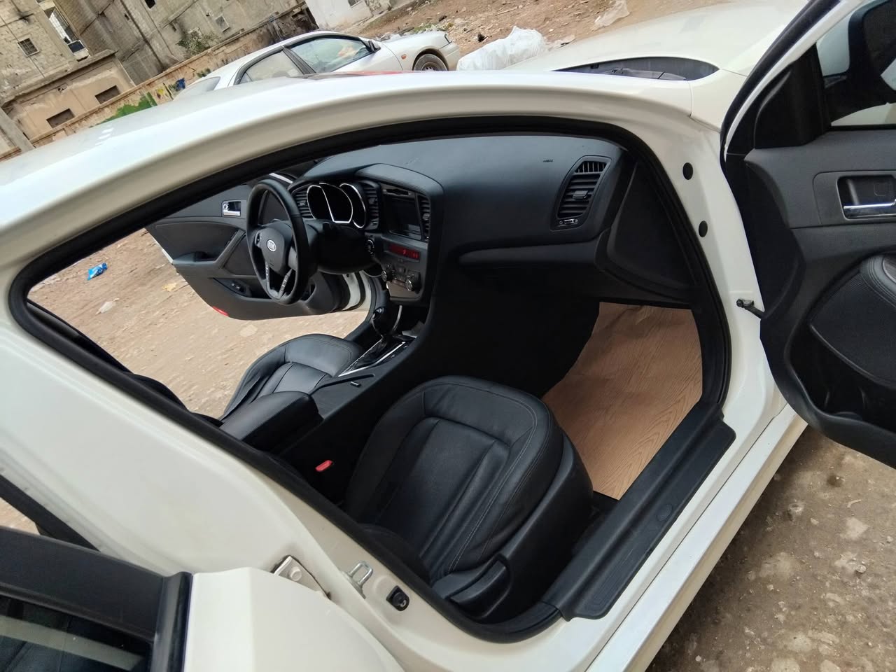 كيا اوبتما 2012 - صورة 1