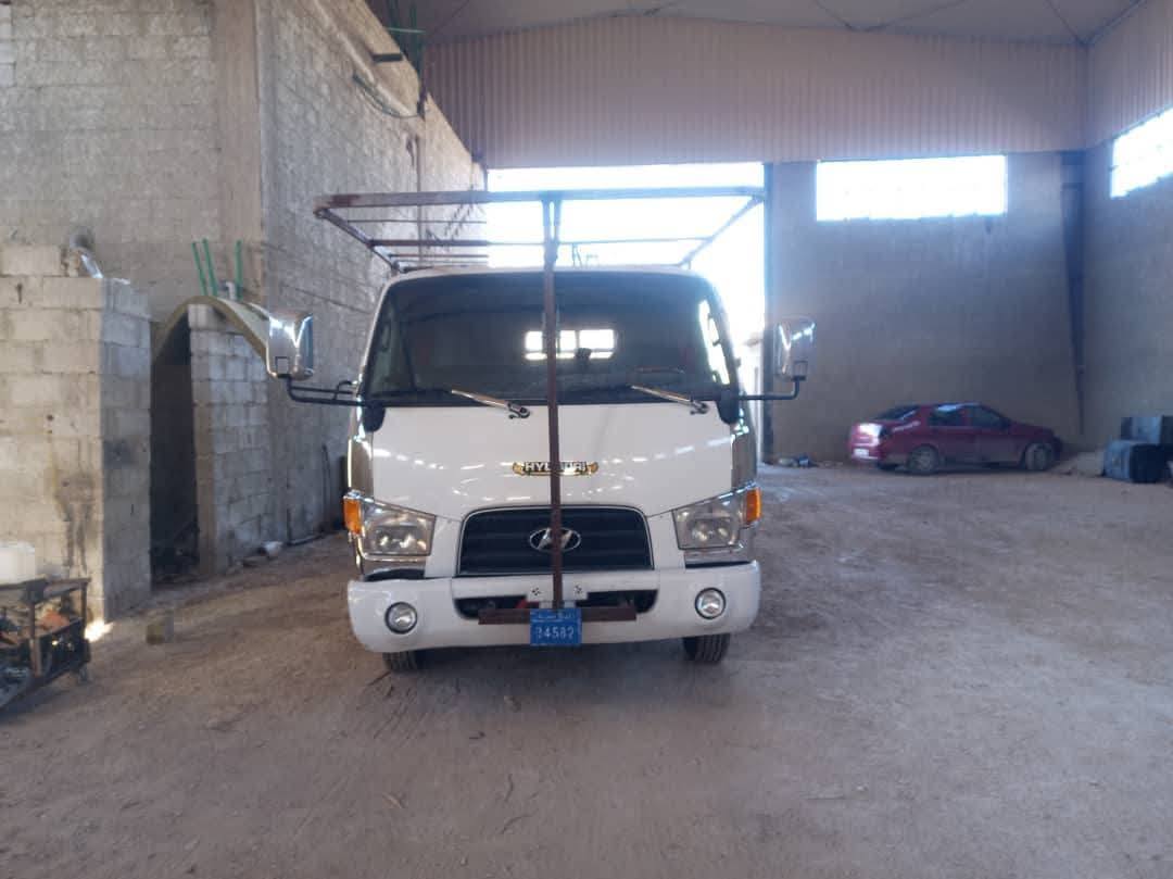 هيونداي ميغاتي 200010 - صورة 4