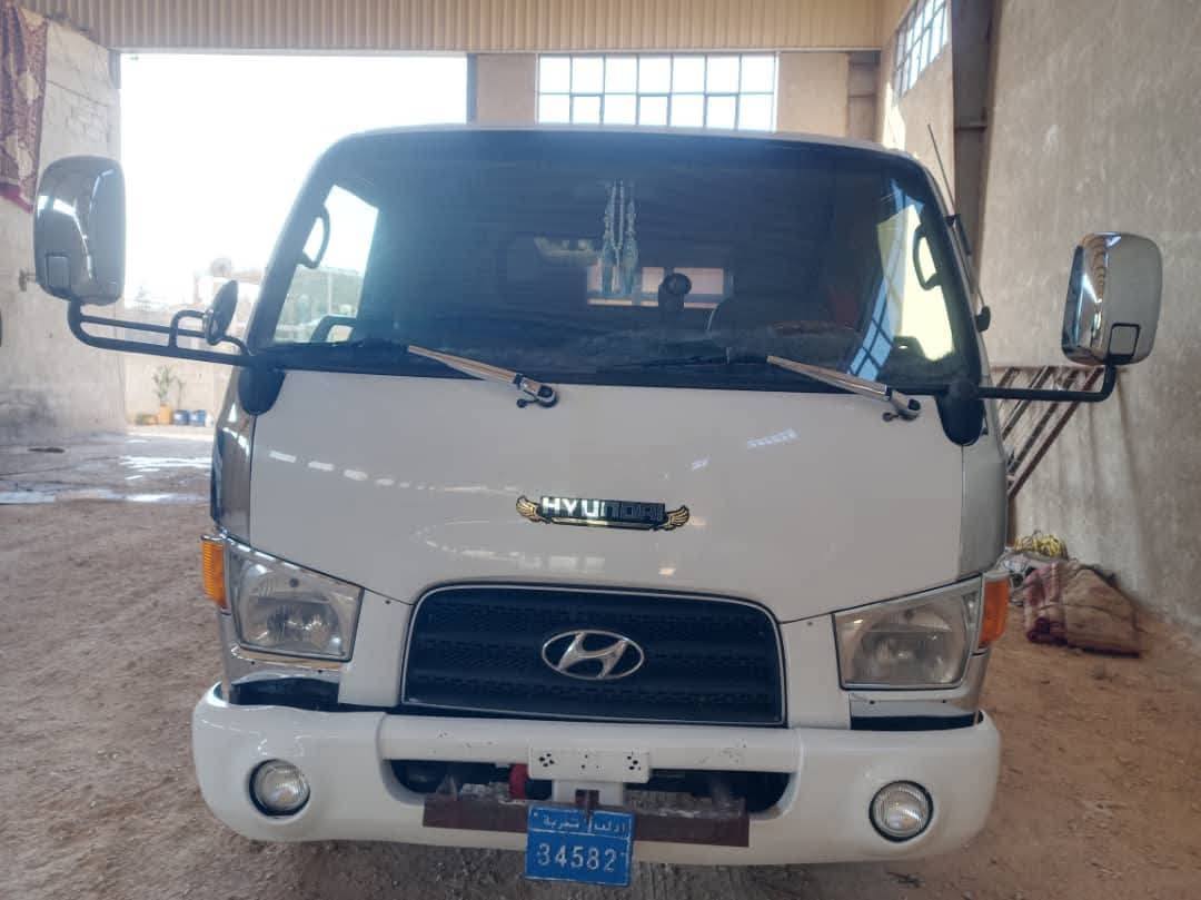 هيونداي ميغاتي 200010 - صورة 5