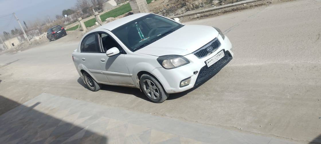 كيا ريو 2011 - صورة 2