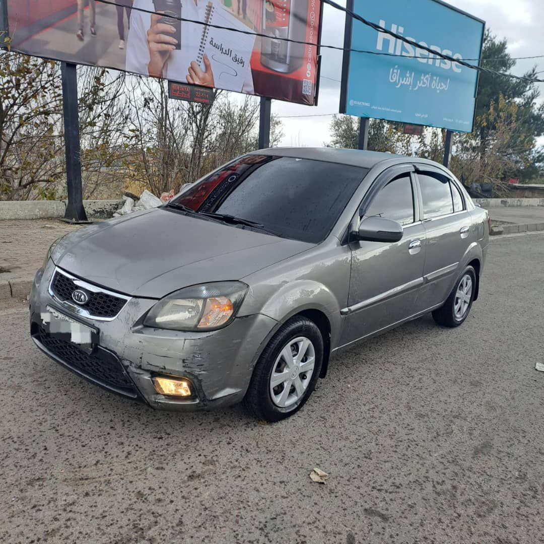 كيا ريو 2011