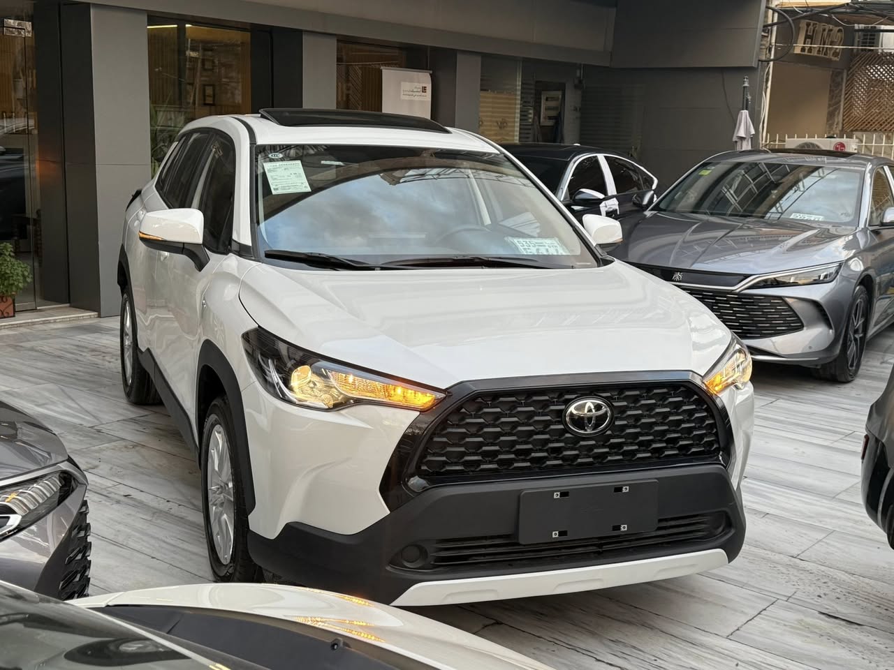 تويوتا كروس كورولا 2025 - صورة 1