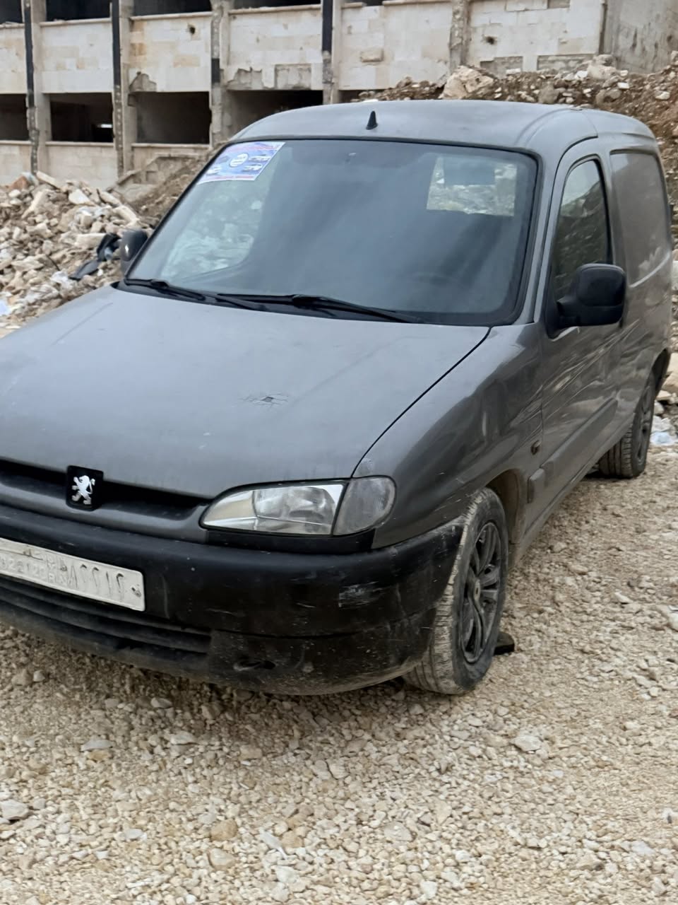 بيجو بيكاب 1999 - صورة 2